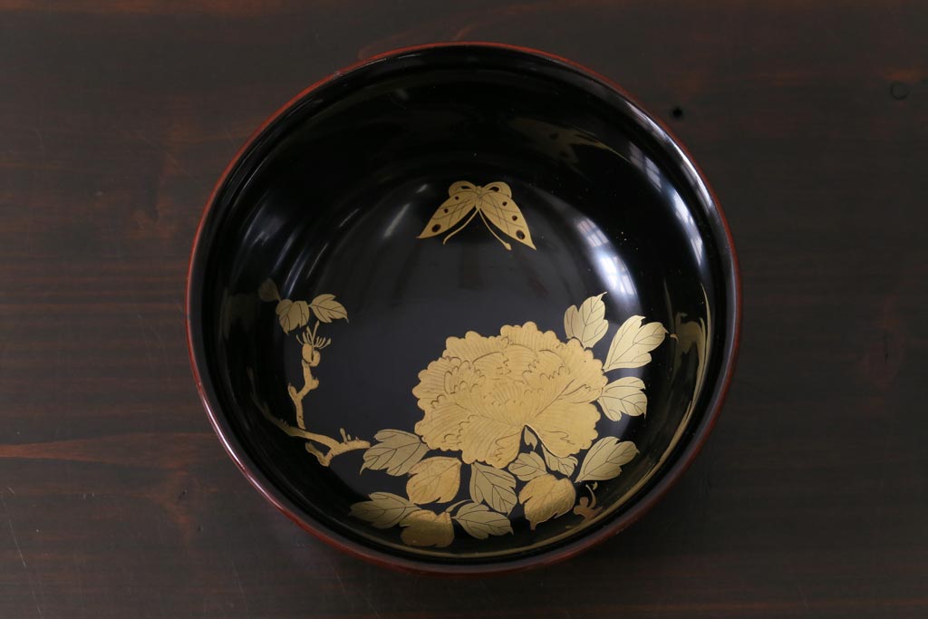 大正昭和初期　木製　羽反型　牡丹・蝶蒔絵杯洗(漆器)
