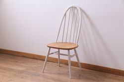 ヴィンテージ家具　ビンテージ　ERCOL(アーコール)　ツートンカラーがおしゃれなナチュラルペイントのクエーカーチェア(椅子)(3)