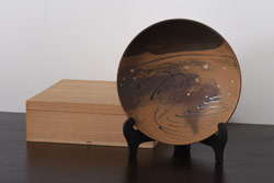昭和中期　桂(カツラ)材一枚板　大きな刳り貫き盆(丸盆、くりぬき盆)(R-042591)