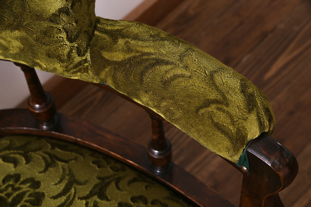 アンティーク家具　イギリスアンティーク　マホガニー材　お部屋をクラシカルに彩るシェーズロング(ソファ、カウチ)(R-037036)