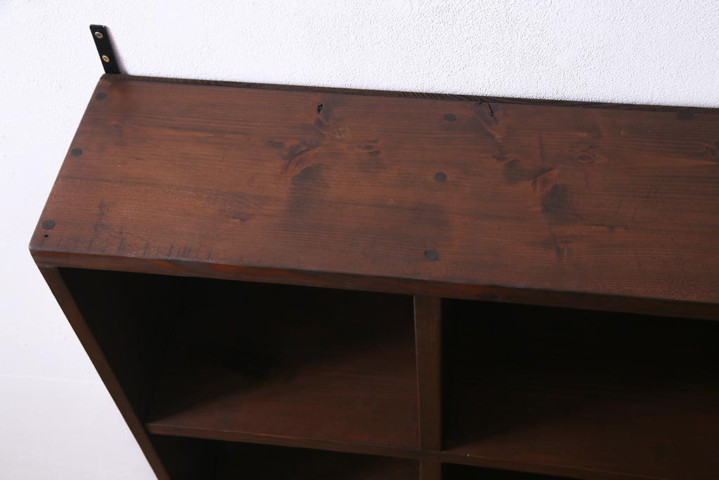 ラフジュ工房オリジナル　古材リメイク家具　3×3マス　収納とディスプレイが楽しめる壁掛けマス目棚(壁掛け収納棚、ウォールラック)(R-037443)