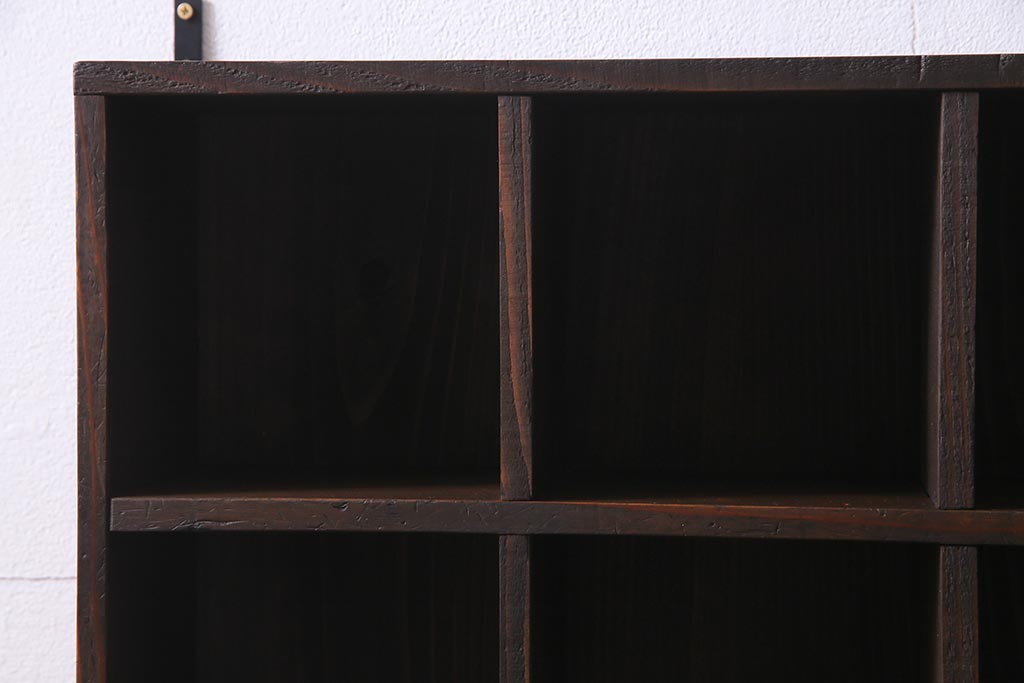 ラフジュ工房オリジナル　古材リメイク家具　3×3マス　収納とディスプレイが楽しめる壁掛けマス目棚(壁掛け収納棚、ウォールラック)(R-037524)