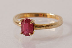 アンティーク雑貨　イギリスビンテージ　ピンククリスタルが可愛らしいリング(指輪、アクセサリー)(R-038037)