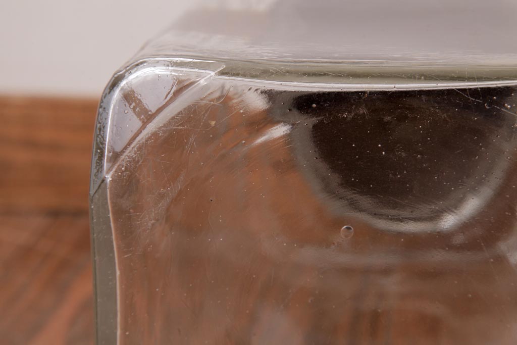 アンティーク雑貨　昭和レトロ　昔懐かしい雰囲気を演出するガラスビン(ガラス瓶、キャニスター)(R-038415)