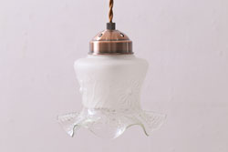 ヴィンテージ照明　イギリスビンテージ　花の意匠が愛らしいペンダントライト(吊り下げ照明、天井照明)(R-038491)