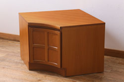 アンティーク家具　古い木製　和製アンティーク　変わり型の本棚(2)