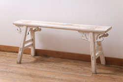 アンティーク家具　和製アンティーク　シャビーシックな空間におすすめのおしゃれなベンチ(長椅子、板座チェア、飾り台)(R-039046)
