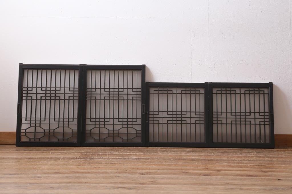 ラフジュ工房オリジナル　古建具リメイク　すりガラス入り　洗練された和の趣漂う重ね戸棚(書院戸、組子、キャビネット、収納棚)(R-039061)