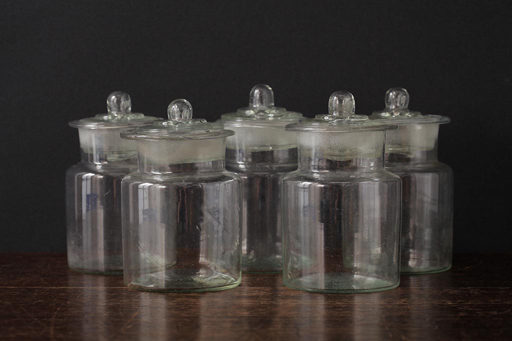 アンティーク雑貨　レトロ雑貨　アンティークボトル　小さな蓋付きガラス瓶5個セット(ガラスビン)(R-039455)