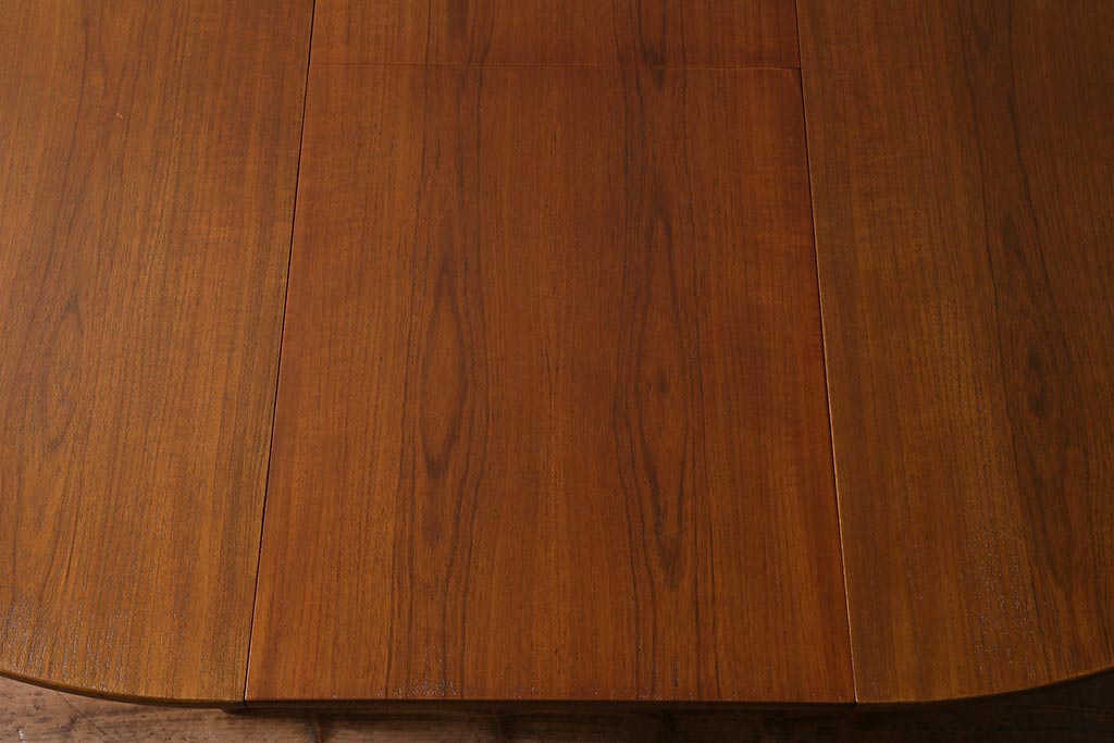 ヴィンテージ家具　北欧ビンテージ　チーク材　McIntosh(マッキントッシュ)　洗練されたデザインが素敵なエクステンションテーブル(ラウンドテーブル)(R-039743)