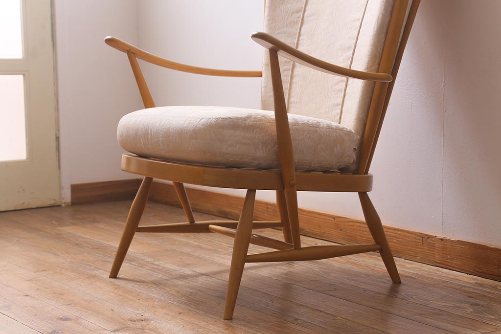 ヴィンテージ家具　ERCOL(アーコール)　エバーグリーン　気品のある佇まいが魅力の1人掛けイージーチェア(ラウンジチェア、アームチェア、椅子、ソファ、ビンテージ)(R-040773)