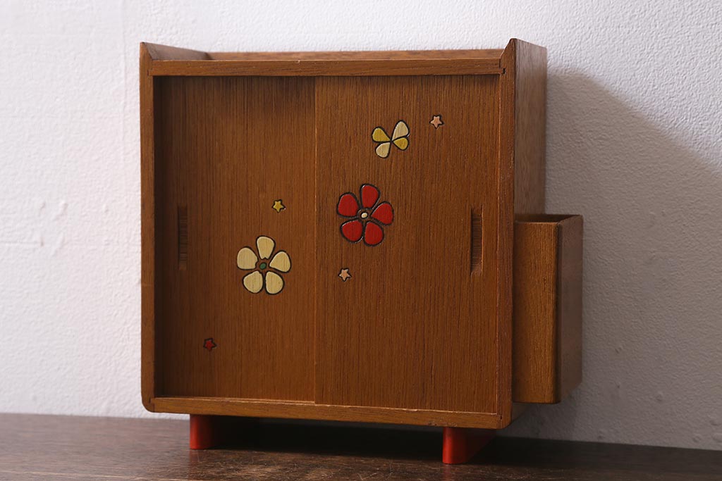 レトロ雑貨 昭和レトロ 希少 ままごと かわいらしい木製の小さな下駄箱 