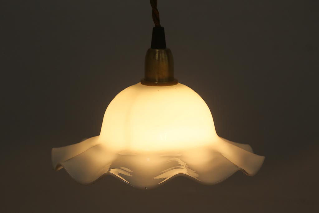 イギリスヴィンテージ照明　フリルシェードが可愛らしいペンダントライト(ランプシェード、天井照明、ビンテージ)(R-040900)