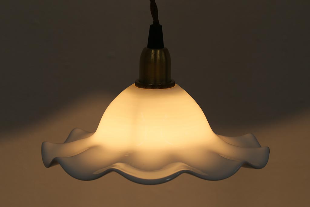 イギリスヴィンテージ照明　可愛らしいフリルシェードのペンダントライト(ランプシェード、天井照明、ビンテージ)(R-041016)