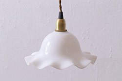 ヴィンテージ照明　アメリカビンテージ　クラシカルな空間を演出する真鍮製のシャンデリア(天井照明、吊り下げ照明)(R-058387)