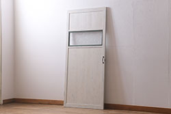和製アンティーク建具　昭和中期　ペイント　やさしい色合いの木製ドア(扉、開き戸、建具)(R-041455)