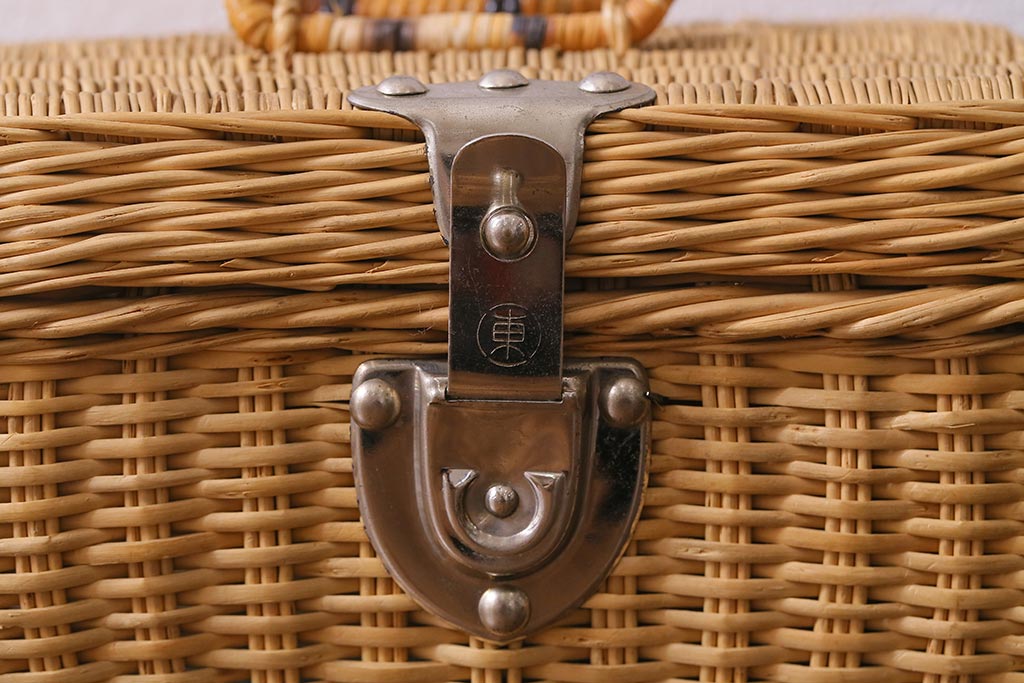 アンティーク雑貨　ナチュラルスタイルにおすすめな小ぶりのアンティークバスケット(鞄、カゴ、収納)(R-042174)