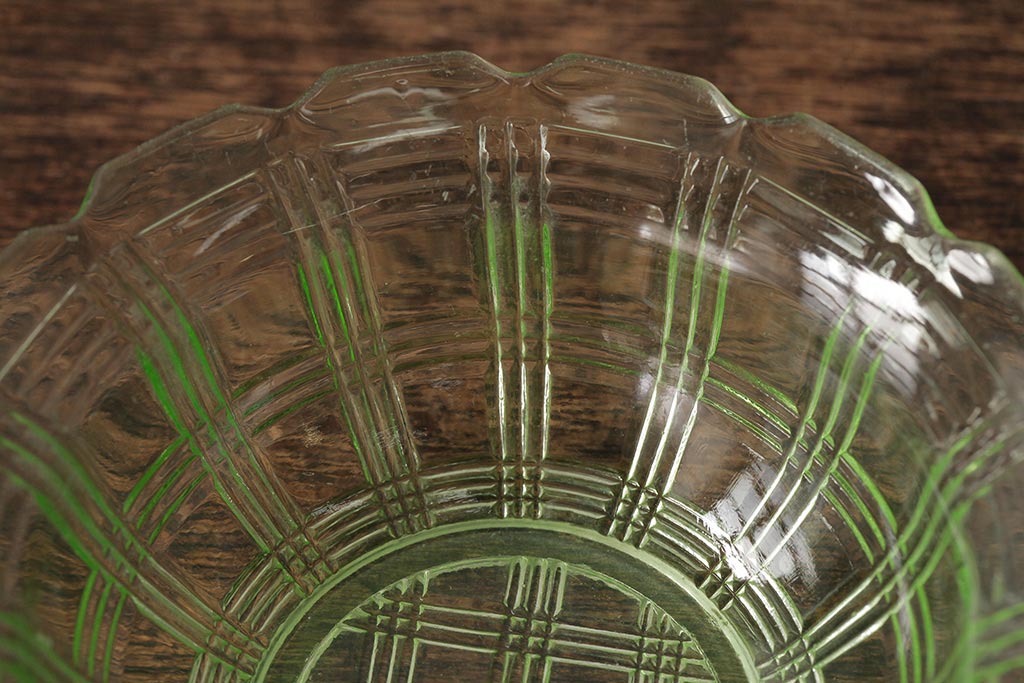 アンティーク雑貨　昭和初期　レトロ　ウランガラス　プレスガラス小鉢3枚セット(小皿)(R-042308)