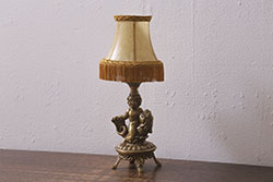 ヴィンテージ照明　真鍮製　愛らしい子供が印象的なテーブルランプ(デスクライト、卓上照明、ビンテージ)(R-042616)