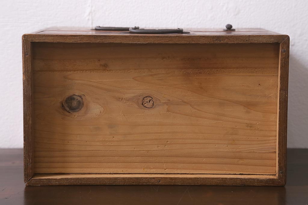 アンティーク雑貨　タモ材　波のような美しい木目が魅力の裁縫箱(ソーイングボックス、小引き出し、小物収納)(R-042716)