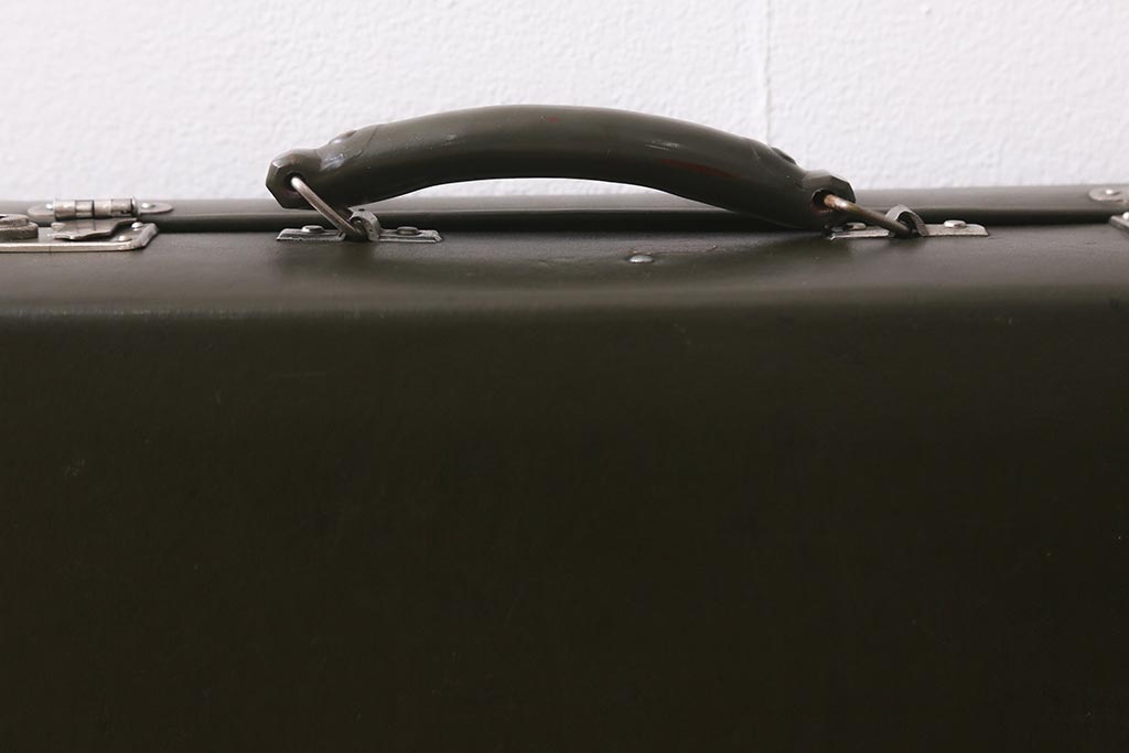 アンティーク雑貨　レトロな魅力が漂うトランク(鞄、カバン、収納、ディスプレイ)(R-042820)