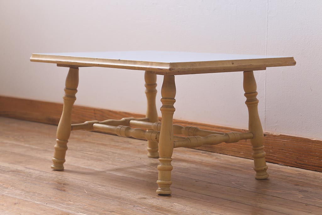 レトロ家具　昭和中期　ペイント家具　淡い色味が爽やかなローテーブル(R-042855)