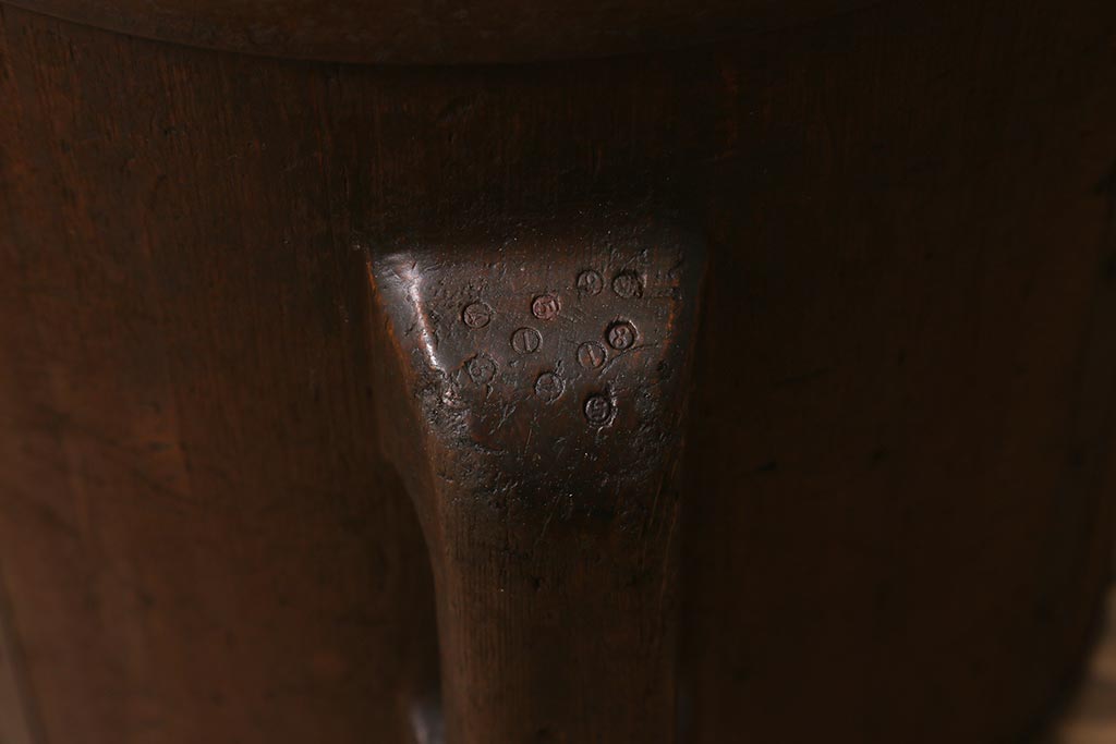 和製アンティーク　取っ手付きの形が魅力的な一斗升(マス)(R-043039)