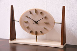 ヴィンテージ雑貨　西ドイツ　MANLEY　大理石風　モダンなデザインがお洒落なテーブルクロック(置き時計、ビンテージ)(R-043945)