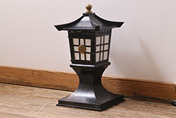 アンティーク照明　昭和期　リメイク　和の雰囲気づくりにおすすめの置き灯籠(灯篭、仏具)(R-044396)