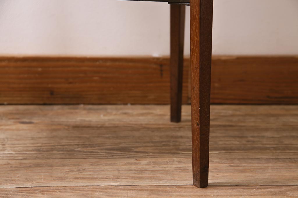 アンティーク家具　イギリスアンティーク　象嵌　マホガニー材　エドワーディアン　象嵌細工が施されたオケージョナルテーブル(サイドテーブル、花台、オーバルテーブル、カフェテーブル)(R-044554)