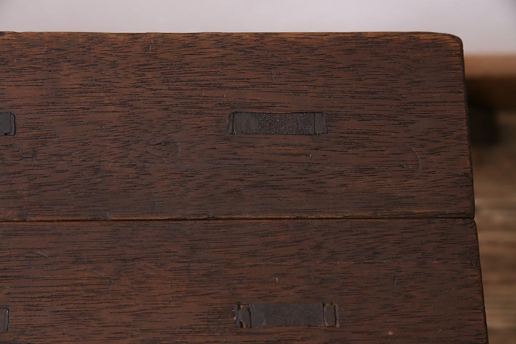 アンティーク家具　昭和レトロ　折りたたみ式　古い木の質感が味わい深い踏み台(花台)(R-045142)