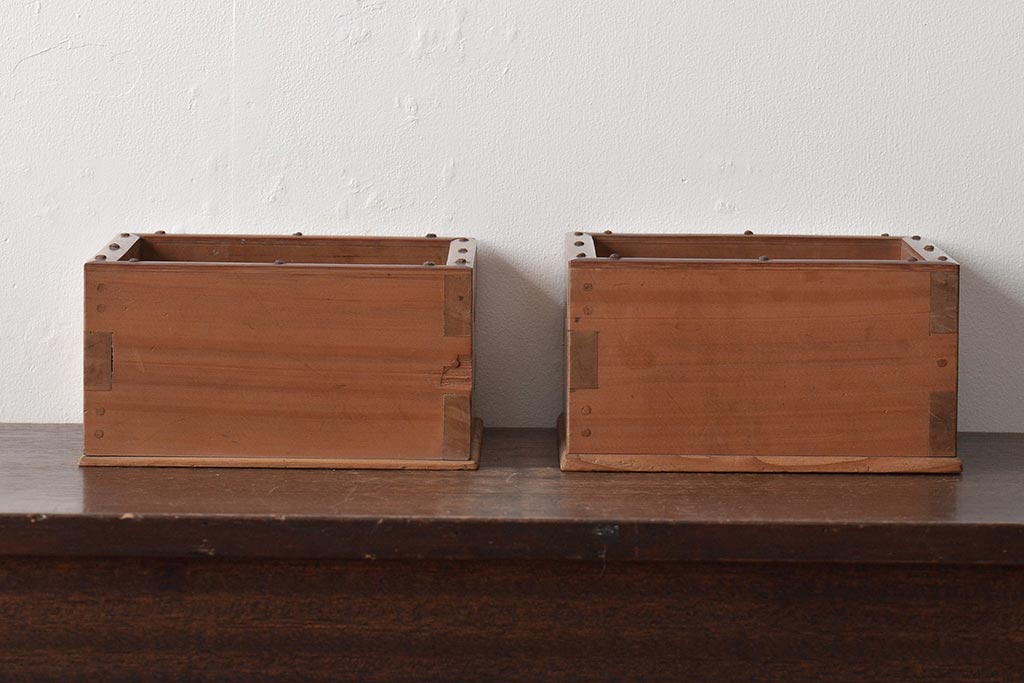 竹に太鼓鋲　珍しい　煙草盆2個セット(収納箱、木箱、小物入れ)(R-045275)