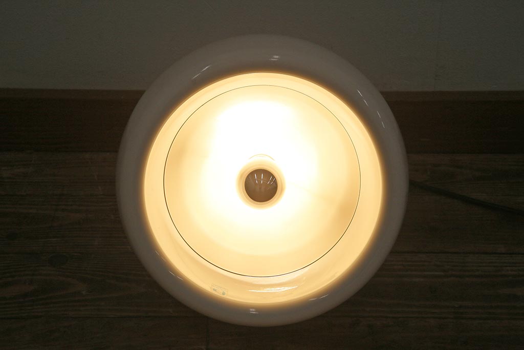中古　深澤直人　Naoto Fukazawa　「Wan」　ホワイト　自由にポジショニングを変えられる照明(間接照明、床置き照明)(R-045511)