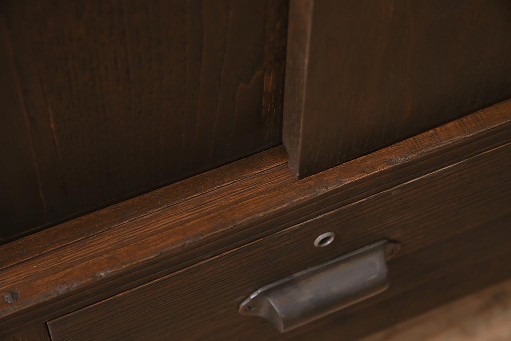 ラフジュ工房オリジナル　古箪笥リメイク　月見うさぎが愛らしい脚付きローボード(テレビ台、テレビボード)(R-045802)