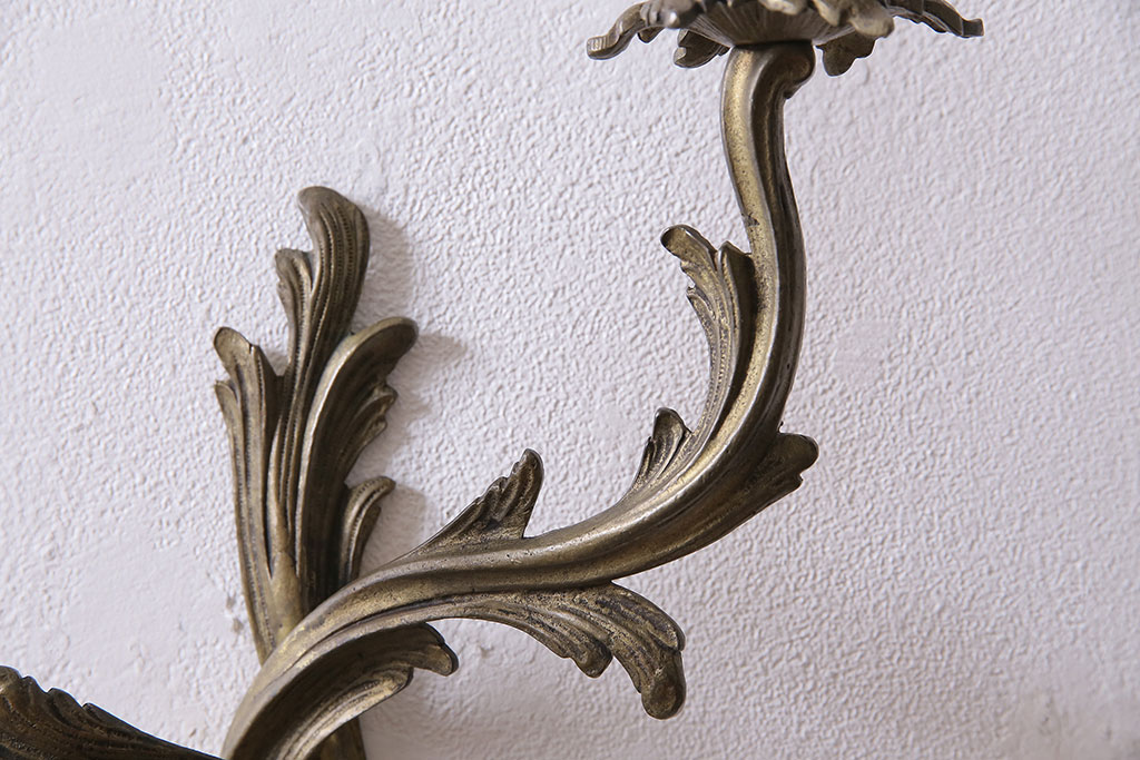 ヴィンテージ照明　フランスビンテージ　大ぶりなルイ15世様式のウォールランプ(壁付け照明、壁掛け照明)(R-046192)