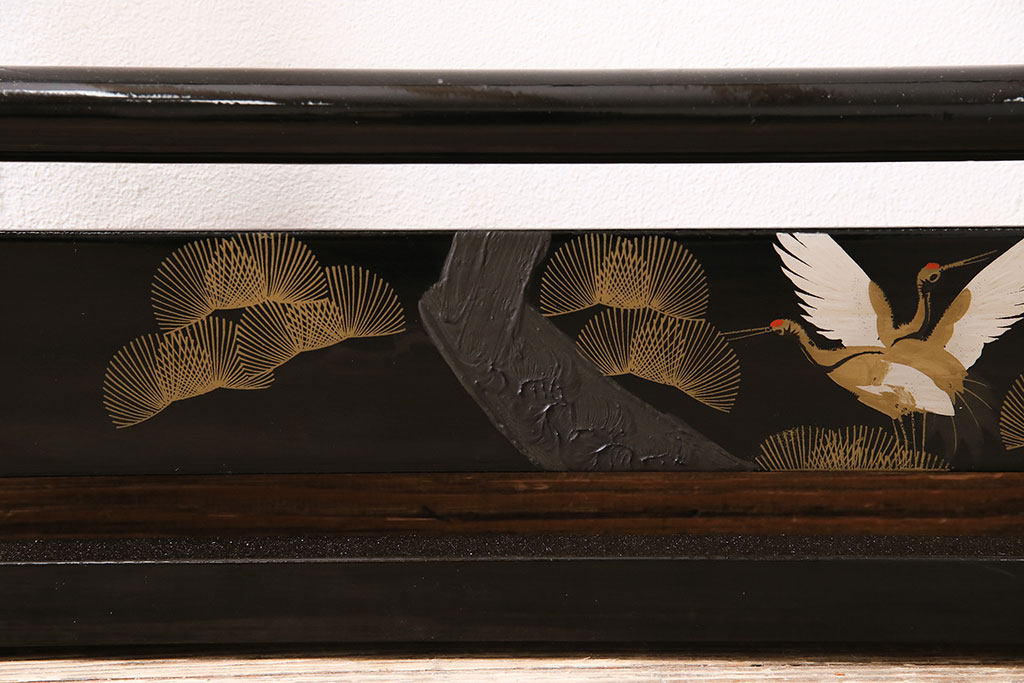 ヴィンテージ家具　昭和中期　鶴と松　漆塗りが高級感を漂わせるフック付きの衣桁(着物掛け、ハンガーラック、ビンテージ)(R-046266)