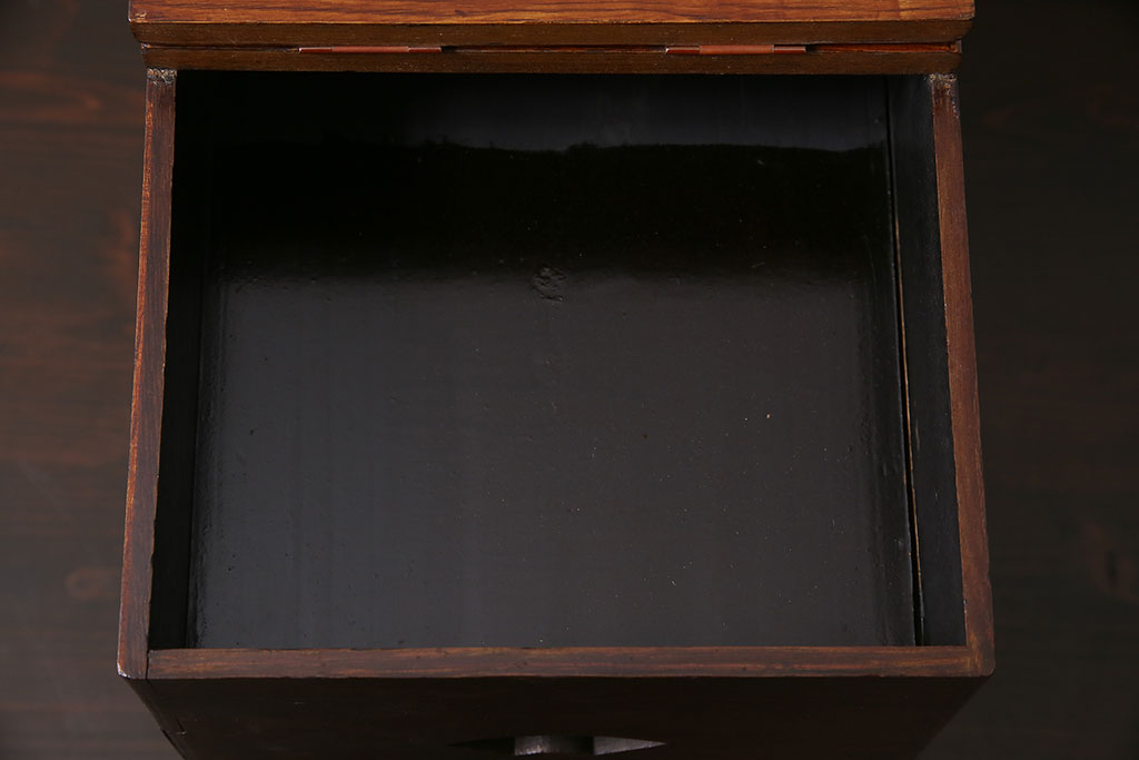 レトロ雑貨　明治大正期　ケヤキ材　漆塗り　鏡台付きの便利な裁縫箱(ソーイングボックス、針箱、小引き出し、小物収納、メイクボックス)(R-046280)