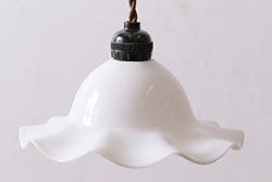 ヴィンテージ照明　イギリスビンテージ　可愛らしいフリルシェードのペンダントライト(ランプシェード、天井照明)(R-046331)