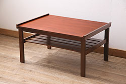 ヴィンテージ家具　北欧ビンテージ　レトロスタイルにも合うチーク材製のセンターテーブル(リビングテーブル、サイドテーブル)(R-046685)