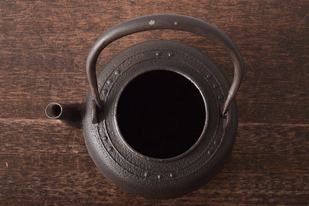 古い鉄瓶　銅蓋　銀象嵌取っ手　松と梅(茶道具)(R-046870)