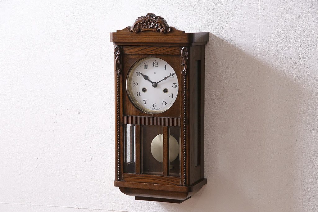 アンティーク時計 ドイツ製 ゼンマイ式 浮き彫り 木の温もりを感じる ...