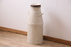 ペイントがかわいいレトロで大きなミルク缶(牛乳缶、ディスプレイ、ガーデニング雑貨)(R-047471)