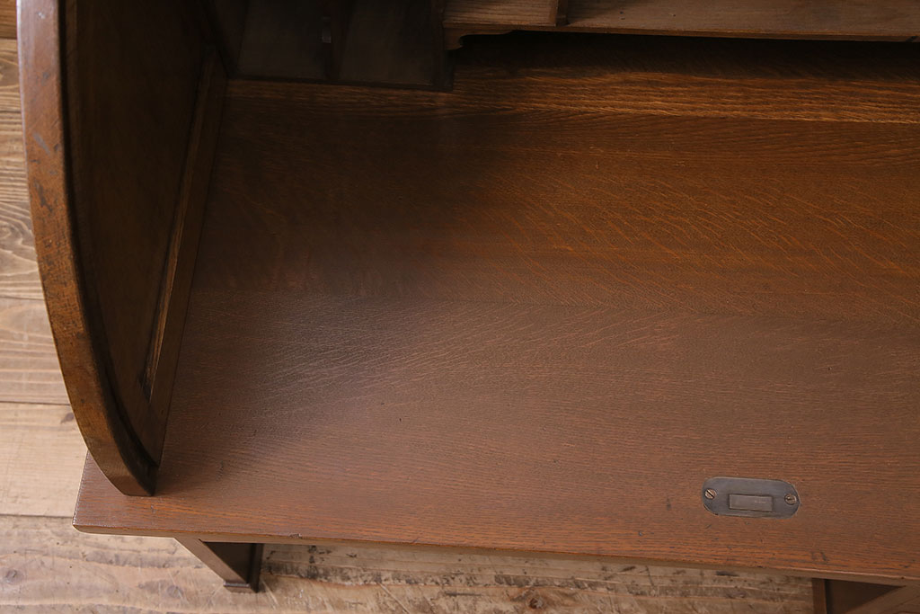和製アンティーク　ロータイプが珍しい、ナラ材製のロールトップデスク(片袖デスク、座卓、座机、在宅ワーク、在宅用ワークデスク)(R-047575)