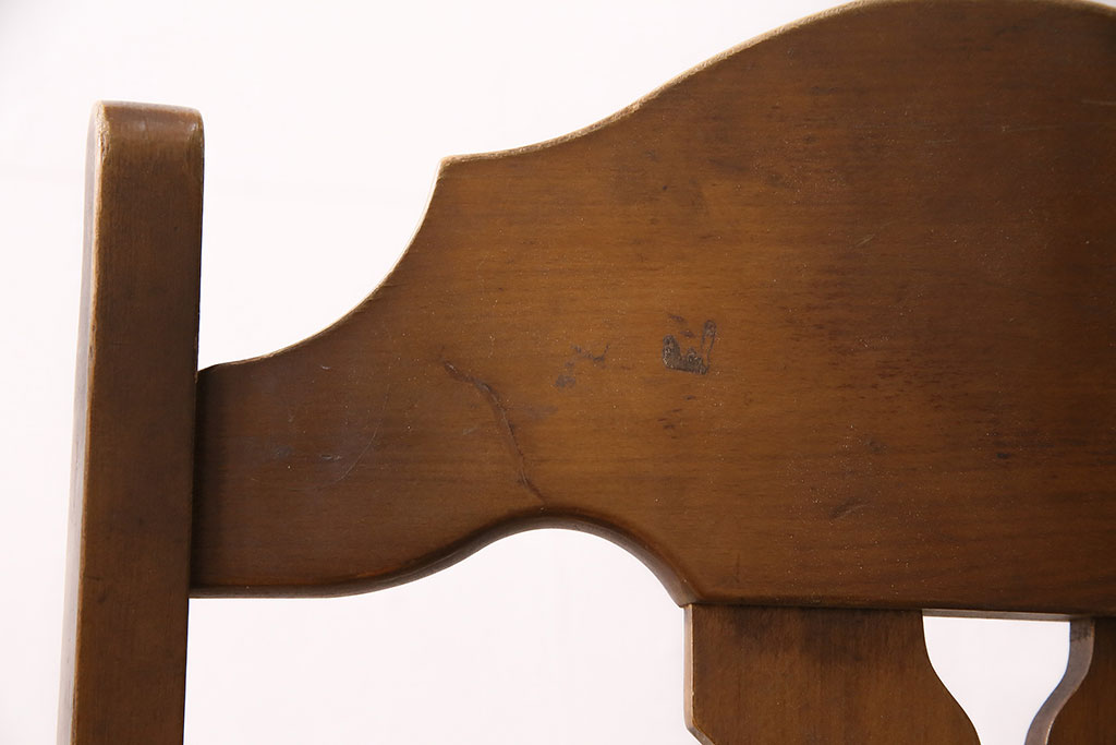 和製ヴィンテージ　カリモク家具(karimoku)　エキゾチックな雰囲気を醸し出すブナ材製のチェア4脚セット(ダイニングチェア、椅子、ビンテージ)(R-047657)