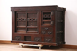 中古　北海道民芸家具　シンプルながらもクラシカルな雰囲気漂う本棚(ブックシェルフ、飾り棚、収納棚、ブックケース、キャビネット)(R-061681)
