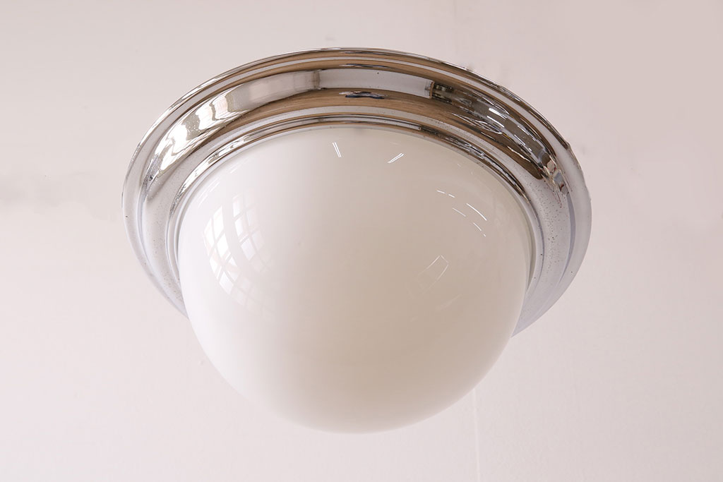 ヴィンテージ照明　昭和レトロ　半球型のフォルムがレトロで可愛らしい大振りの天井照明(シーリングライト、ビンテージ)(R-048164)