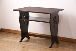 イギリスアンティーク　Lloyd's Antiques(ロイズ・アンティークス)　ローズウッド材　ブルーカラーのタイルトップがお洒落なネストテーブル(サイドテーブル、コーヒーテーブル、カフェテーブル、ローテーブル、英国)(R-066200)