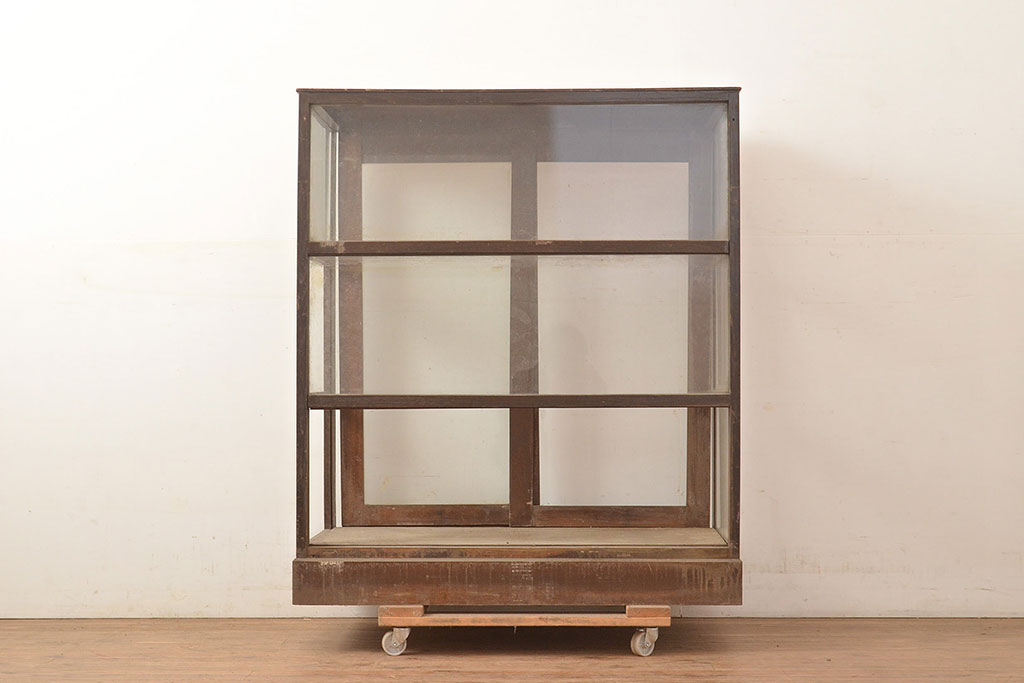 和製アンティーク　昭和レトロ　シンプルなデザインのガラスケース(陳列棚、ショーケース)(R-048737)
