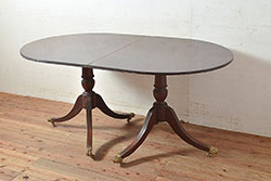 中古　美品　DREXEL HERITAGE(ドレクセルヘリテイジ)　FRANCESCA(フランチェスカ)シリーズ　優美な佇まいのダイニングテーブル(エクステンションテーブル、拡張式テーブル、4人掛け、6人掛け、食卓)(R-074742)