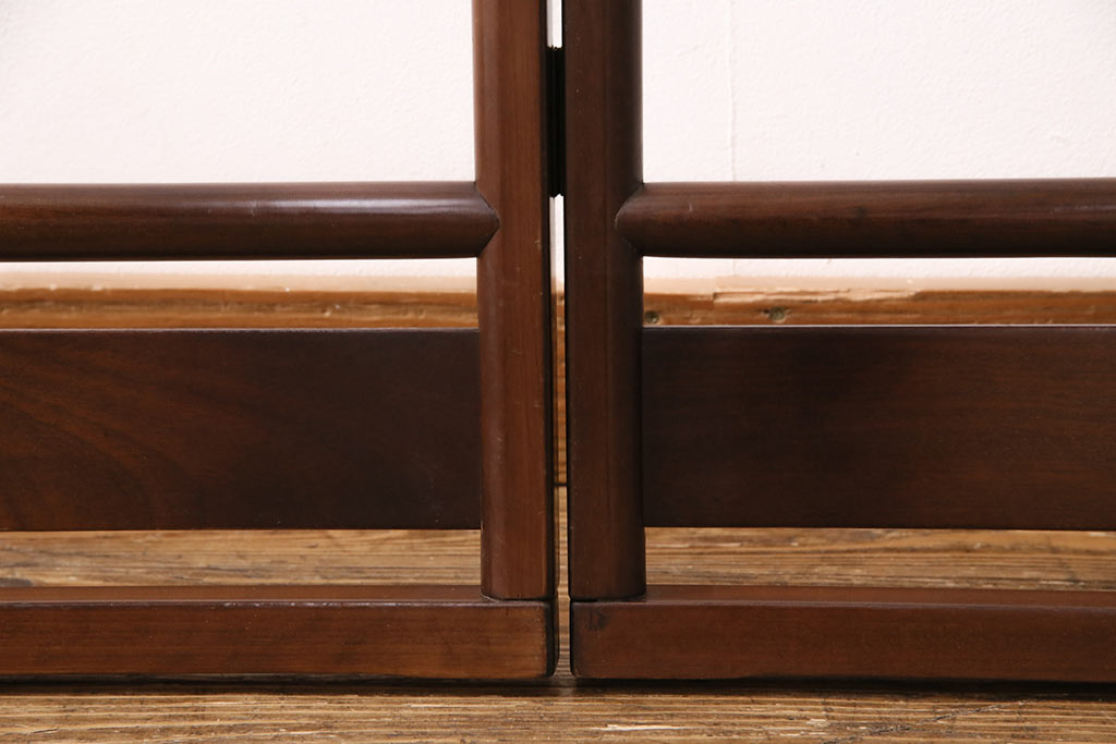 アンティーク雑貨　昭和中期　カツラ材　シンプルなデザインで取り入れやすい衣桁(衣装掛け、着物掛け、ハンガーラック)(R-049455)